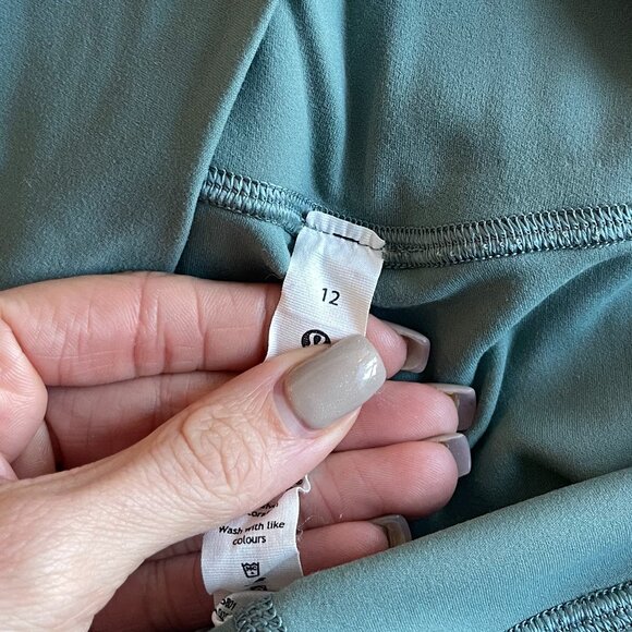 Lululemon Align Leggings 25" size 12 in Pretty Sage Green - Picture 4 of 4
